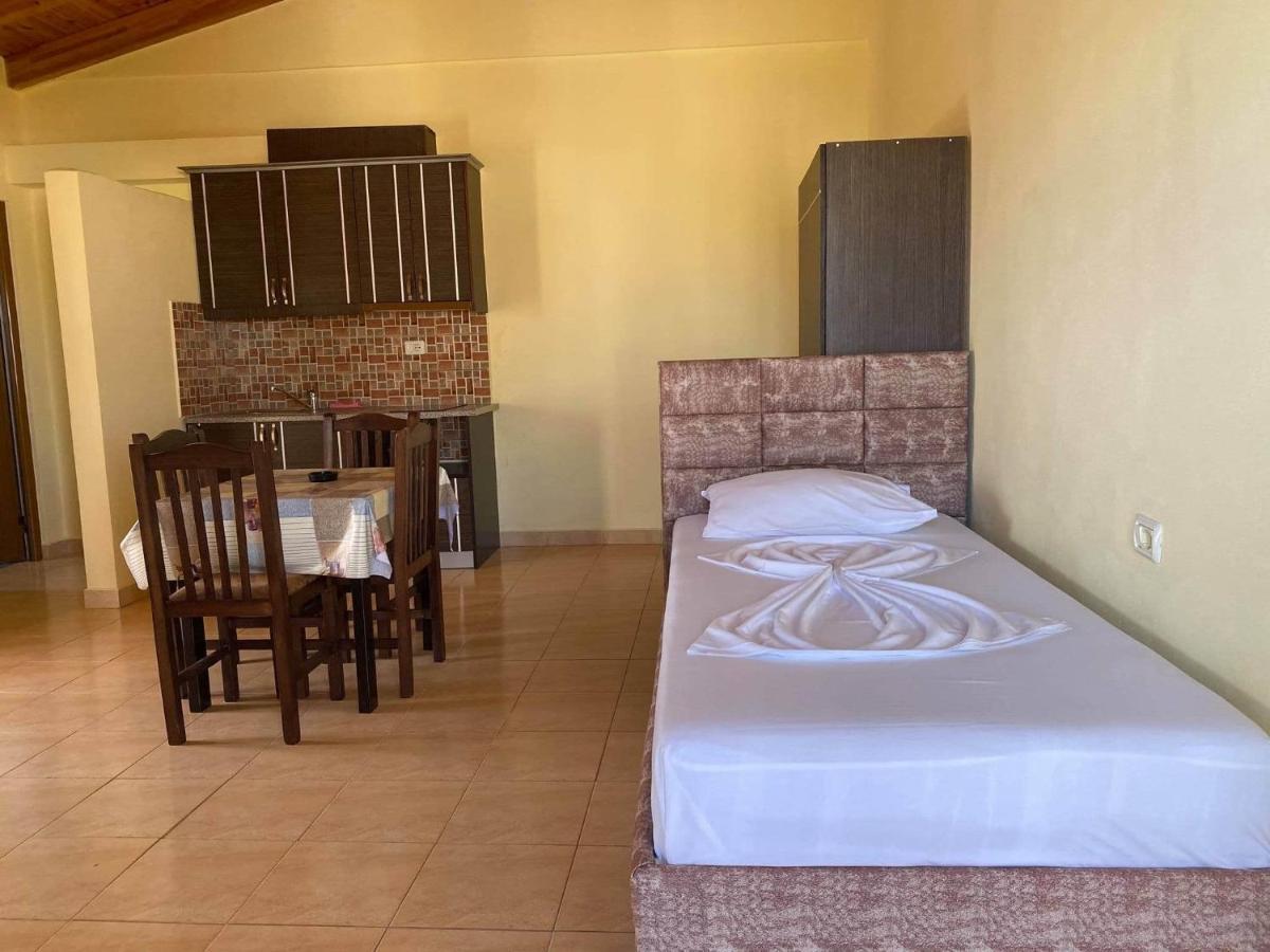 Apartments Luis Ksamil Extérieur photo