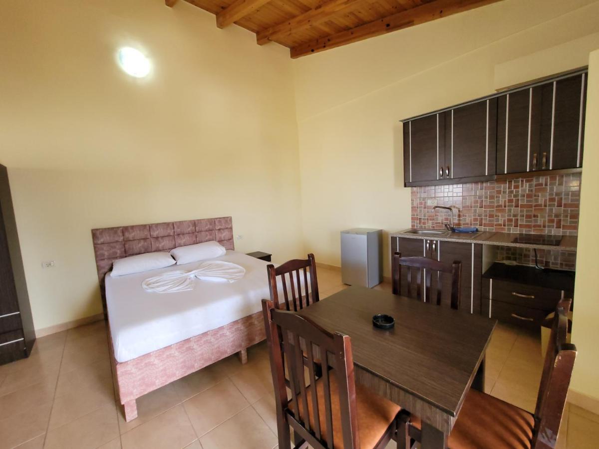 Apartments Luis Ksamil Extérieur photo